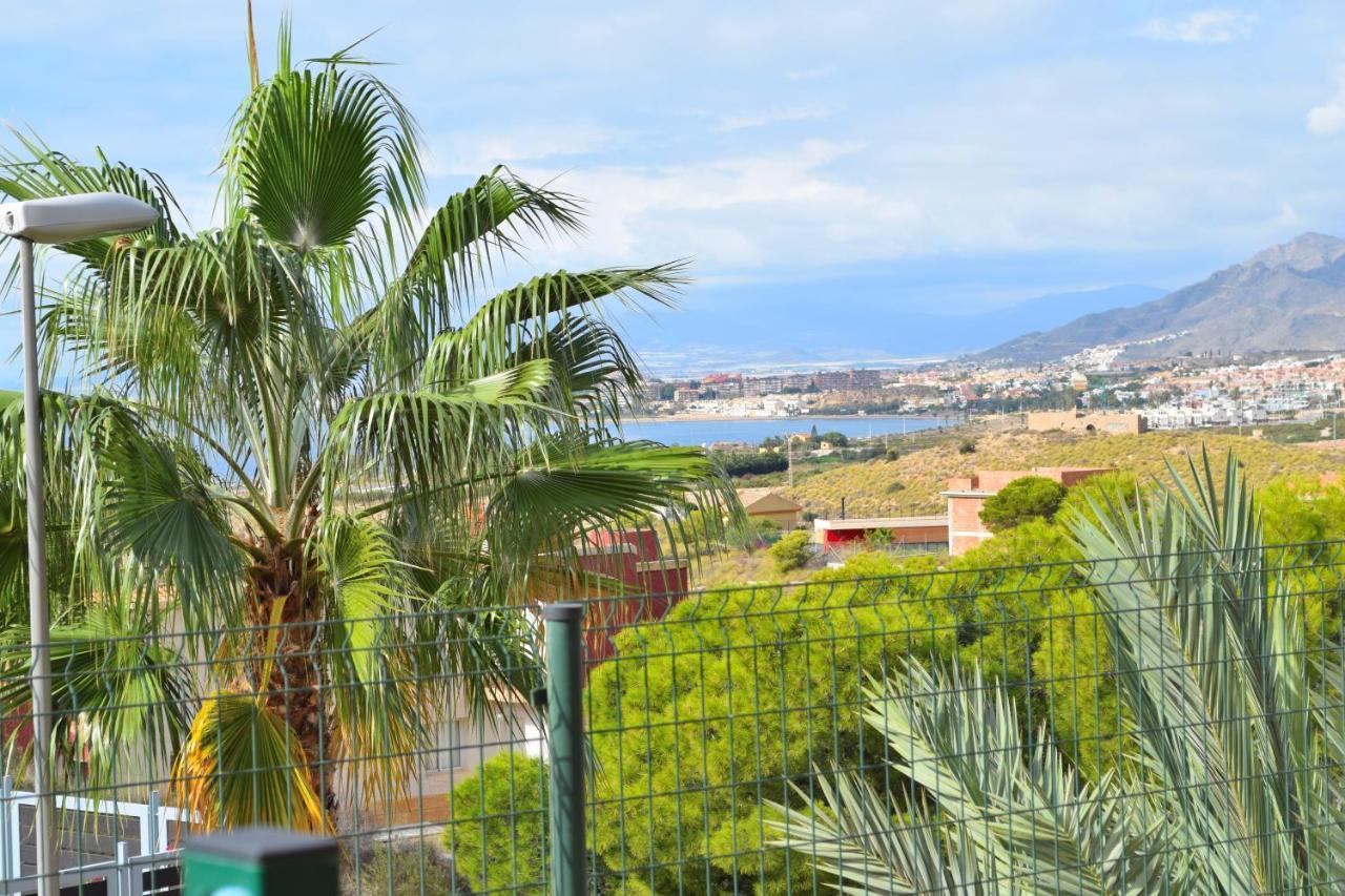 Apartamento Con Hermoso Jardin Y Ac Isla Plana Exteriör bild