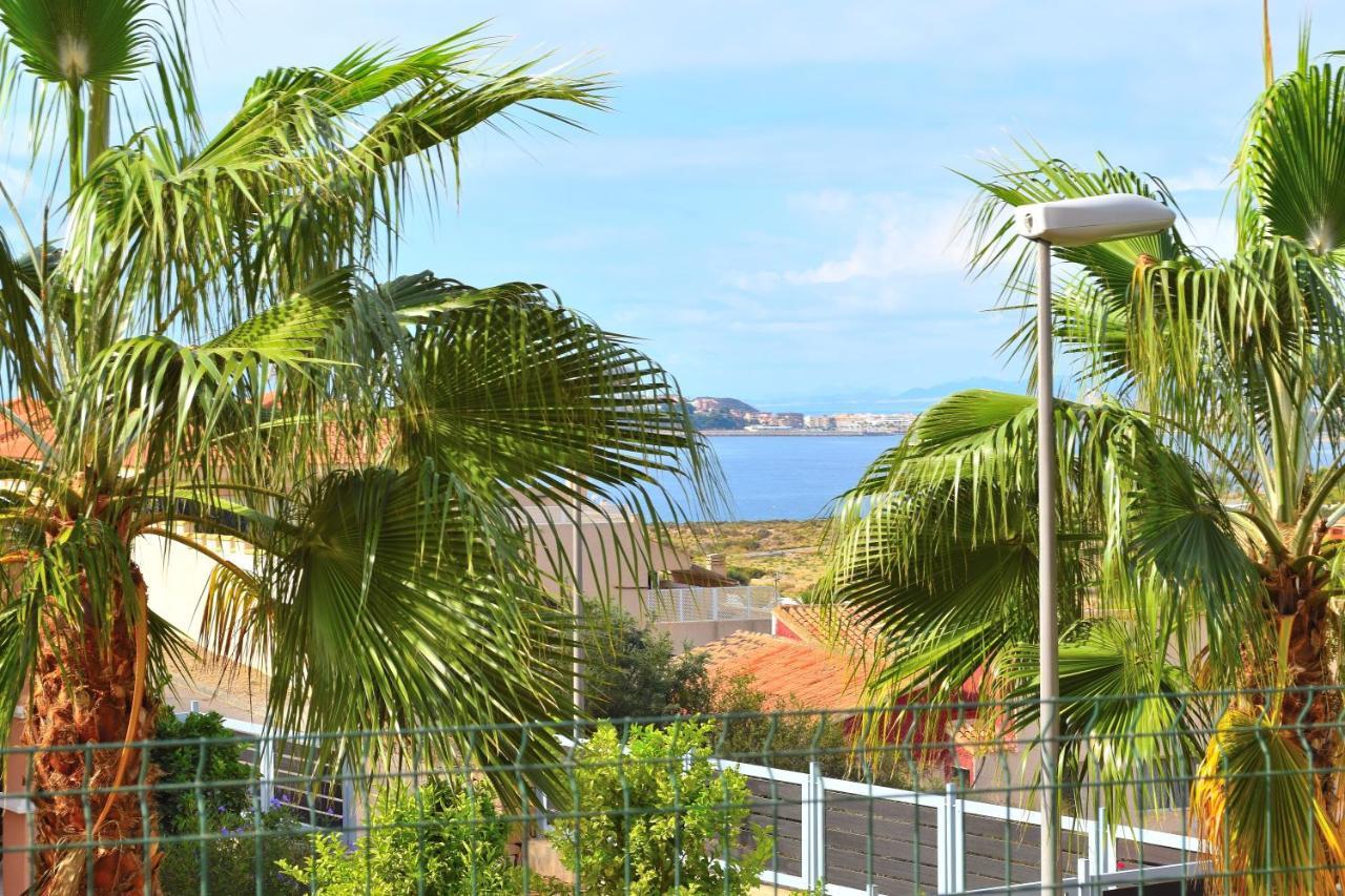 Apartamento Con Hermoso Jardin Y Ac Isla Plana Exteriör bild