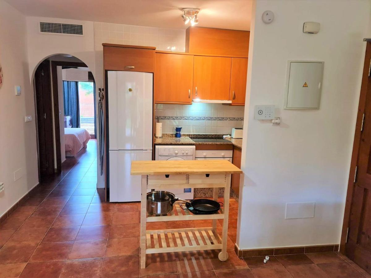 Apartamento Con Hermoso Jardin Y Ac Isla Plana Exteriör bild